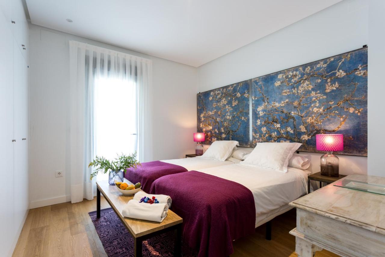 Apartamentos Rg Plaza De Espana Sevilla Exteriör bild