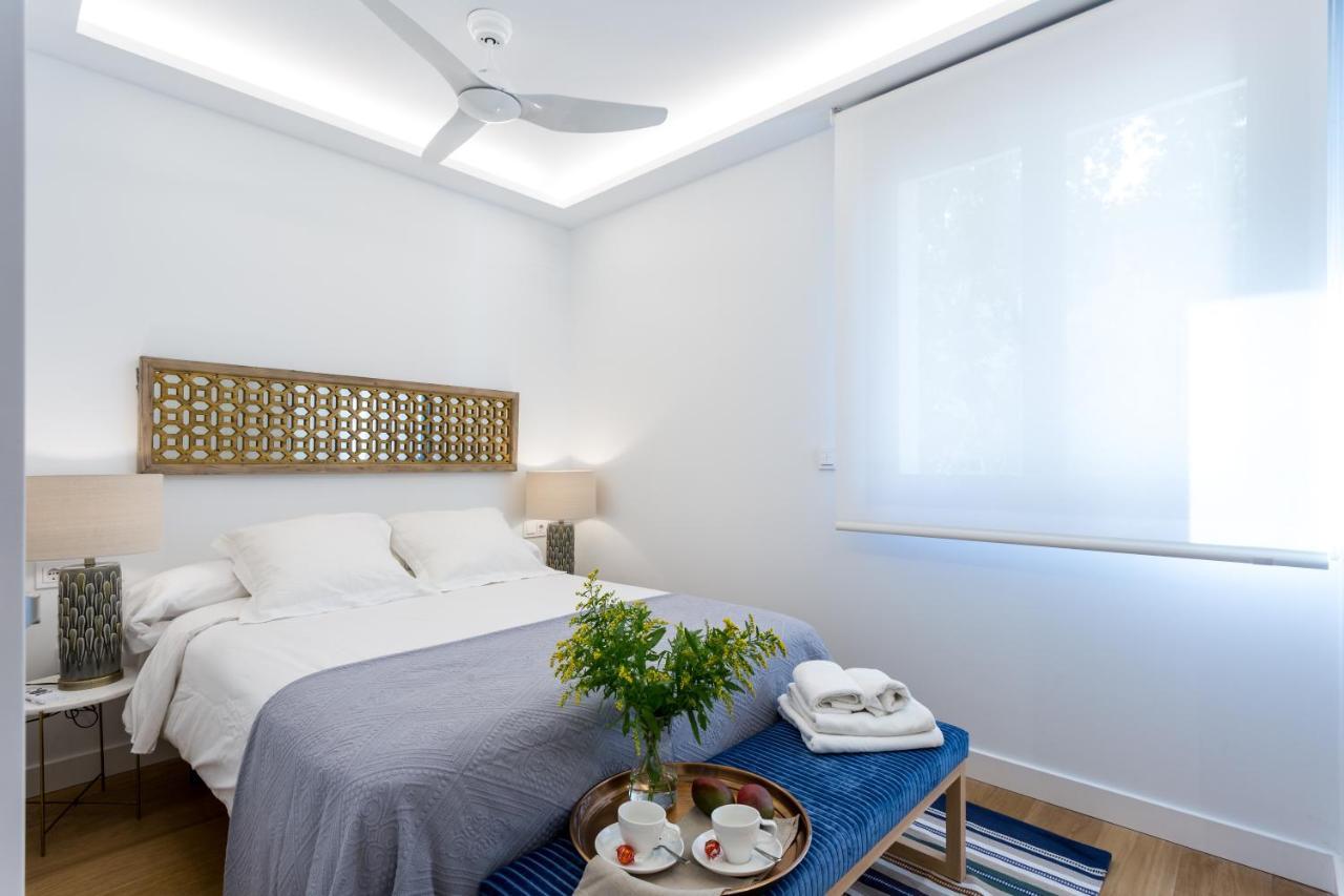 Apartamentos Rg Plaza De Espana Sevilla Exteriör bild
