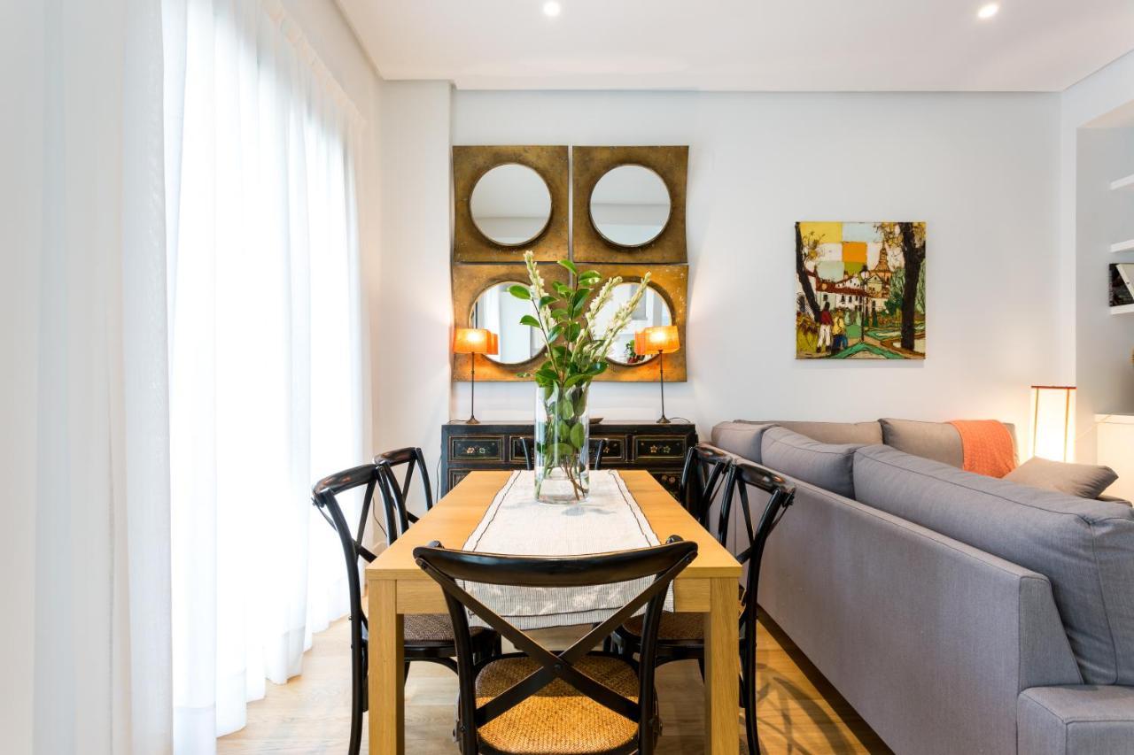 Apartamentos Rg Plaza De Espana Sevilla Exteriör bild
