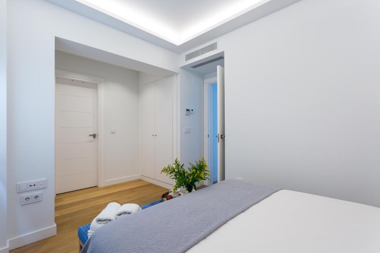 Apartamentos Rg Plaza De Espana Sevilla Exteriör bild